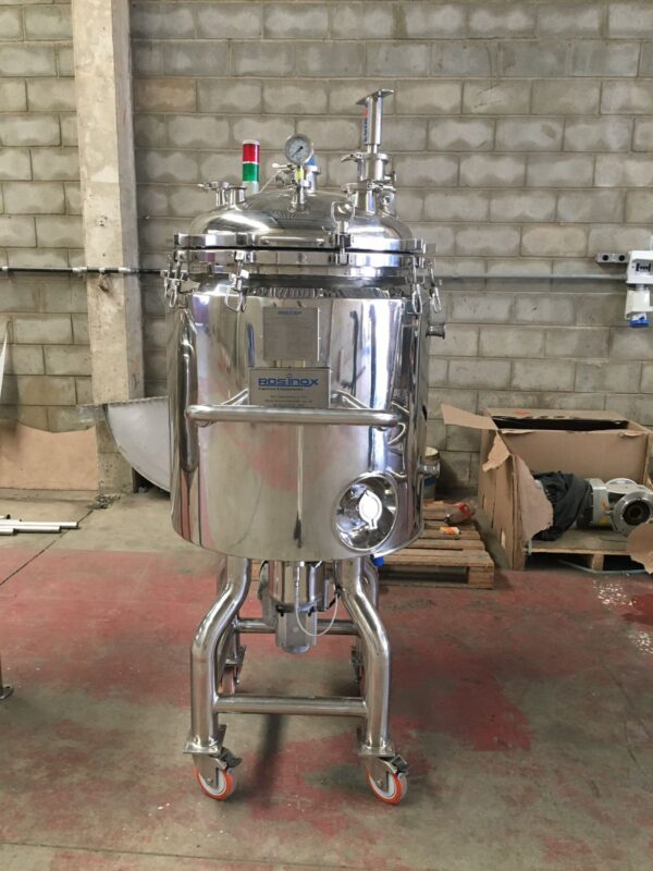 REATOR DE BIOTECNOLOGIA